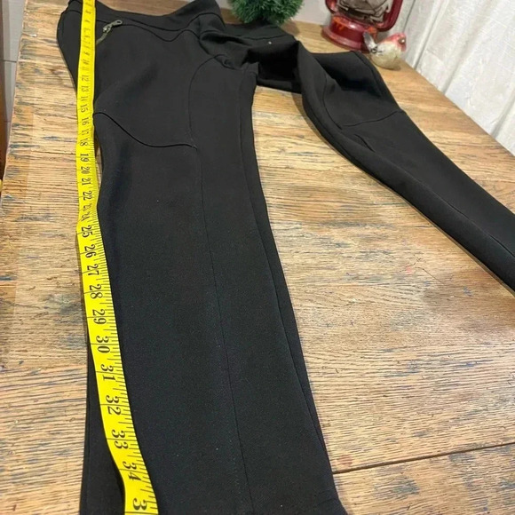 📍La Fée Maraboutée – Slim Black Pants with Zip Detail – Size 42 - Picture 6 of 12